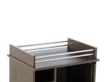 MESA DE ARRIME MOVIL CON BODEGA Y PUERTA DE VIDRIO MELAMINA WENGUE
