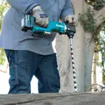 Taladro Inalámbrico en Ángulo Recto Makita XAD06T 18V LXT® 5.0Ah