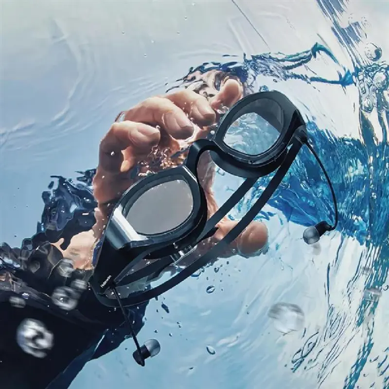 Antiparras inteligentes Holoswim SollaWave con auriculares Red
