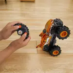 Camión de juguete con control remoto Hot Wheels Monster Trucks 1:24