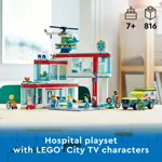 Set de construcción LEGO City Hospital 60330 con ambulancia y helicóptero