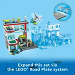 Set de construcción LEGO City Hospital 60330 con ambulancia y helicóptero