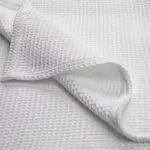 Cubrecama Nido de Abeja Queen Blanco