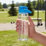Botella De Agua Deportiva Dehuka Dakar 750ml Celeste Pastel - Tapa Rebatible - Gran Capacidad
