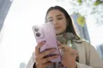 Celular MOTO G24 XT2423-1 - 4/128GB, 50MP, 90Hz, 5000 mAh, Rosa