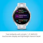 Reloj inteligente Garmin Forerunner® 965 con pantalla AMOLED