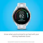 Reloj inteligente Garmin Forerunner® 965 con pantalla AMOLED