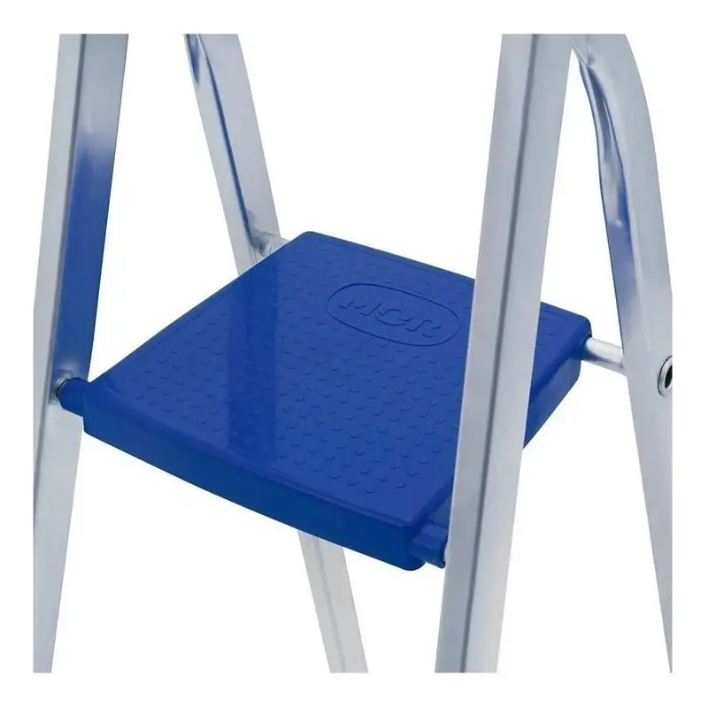 Escalera Aluminio Tipo Tijera Plegable 4 Escalones Mor 5102