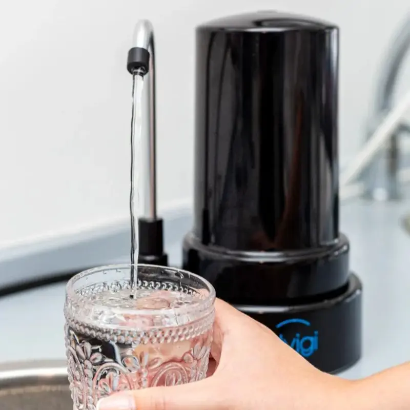 Purificador de Agua Dvigi Sobre Mesada Modelo COMPACT