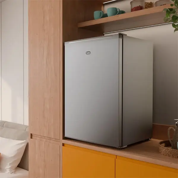 Mini Freezer Vertical Gafa 98L Una Puerta y Control de Temperatura Plata FVG96SP