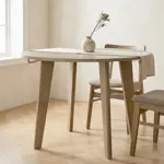 Mesa De Comedor Skien Con Patas Macizas