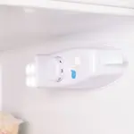 Heladera con Freezer TFK-HD300 296L - Eficiencia A, Estantes Vidrio, Plateada