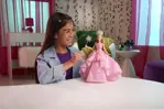 Muñeca moderna Mattel Universal Wicked Deluxe Glinda con acceso.