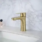 Grifería Lavatorio Baño Monocom. Novohome Acero Inox Dorado