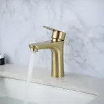 Grifería Lavatorio Baño Monocom. Novohome Acero Inox Dorado