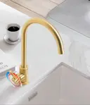 Grifería Para Cocina Monocomando Novohome Giratorio Gold