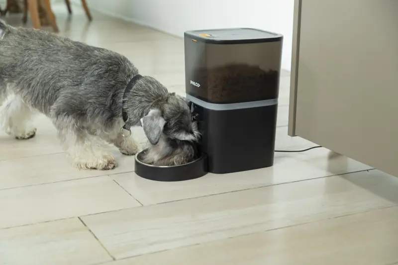 Comedero Smart Philco para Mascotas con Camara HD 6L Negro PF005CP NS