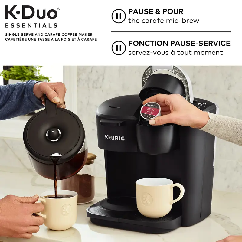 Cafetera Keurig K Duo Essentials para cápsulas K Cup negra