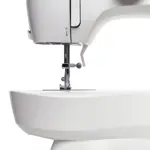 Máquina de Coser Mecánica M1605C - 6 Puntadas, Ojalador 4 Pasos, Blanca