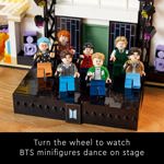 Maqueta LEGO Ideas BTS Dynamite 21339 con 7 minifiguras