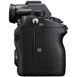 Cámara Sony A7III de fotograma completo sin espejo con kit de lentes de 28-70 mm