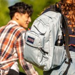 Mochila para portátil JanSport Fresh Mint con 2 compartimentos de 15 pulgadas