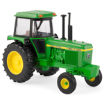 TRACTOR 4440 JOHN DEERE