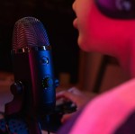 Microfono Profesional Yeti X Streaming Podcast Asmr Pie Usb Gris Oscuro