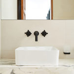 Grifería Pared Lavatorio baño Peirano Velvet negro cerámico