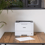Impresora Laser Brother Hl-l5210dn Monocromática Duplex Red