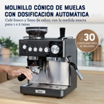 Cafetera Oster Espresso Perfect Brew EM7301