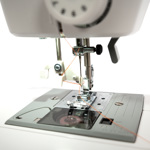 Maquina de Coser Lumina Vento con 18 Diseños de Puntada