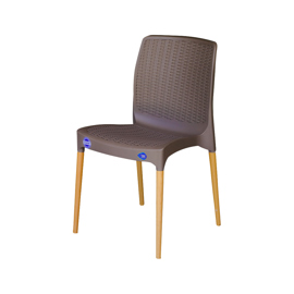 Silla Plástica Capuchino Patas Madera Siindiachmad
