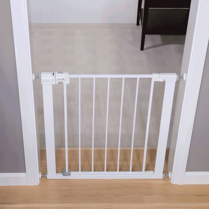 PUERTA DE SEGURIDAD METAL SAFETY 1ST EASY INSTALL TALL WIDE GATE BLANCO